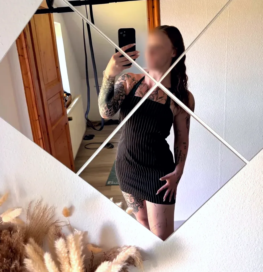 Bethan, 28