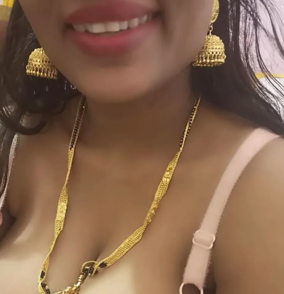 Zoe, 30